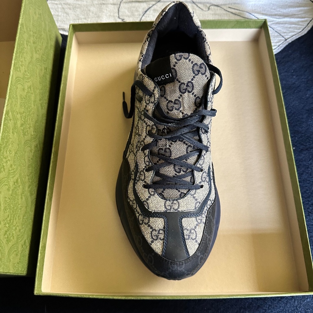 Men’s Gucci Sneakers 12D
